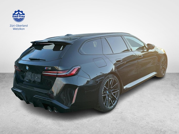 Vehicle image BMW M5