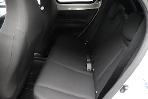 Fahrzeugbild TOYOTA Aygo X 1.5 VVT-i HSD Trend