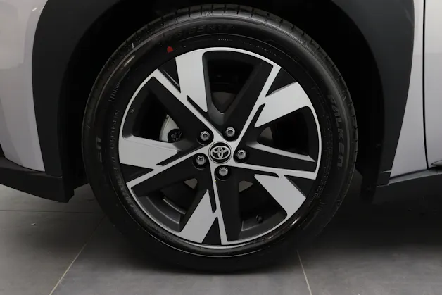 Toyota Aygo X 1.5 VVT-i HSD Trend