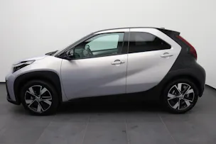 Toyota Aygo X 1.5 VVT-i HSD Trend