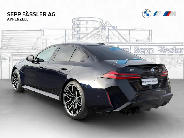 BMW M5 xDrive