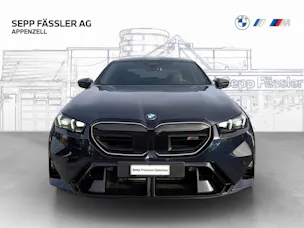 BMW M5 xDrive