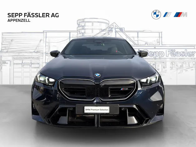 BMW M5 xDrive