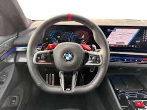 BMW M5 xDrive