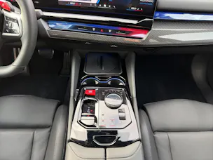 BMW M5 xDrive