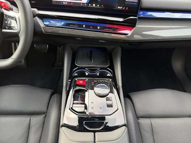 BMW M5 xDrive
