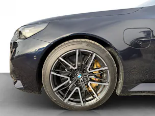 BMW M5 xDrive