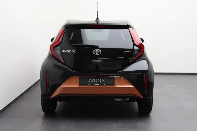 Toyota Aygo X 1.5 VVT-i HSD Trend