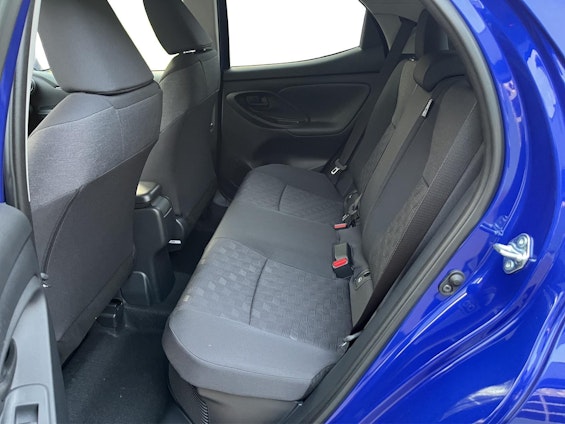 Vehicle image 10 Vehicle image 10