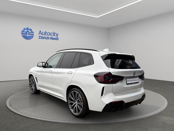 Vehicle image BMW X3