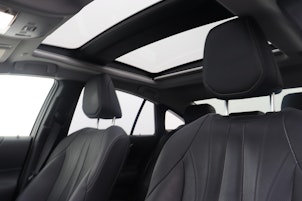 Vehicle image TOYOTA Mirai Fuel Cell Platinum