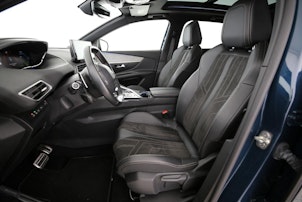 Vehicle image PEUGEOT 3008 1.6 Plug-in Hybrid4 GT Pack