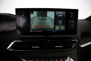 Vehicle image PEUGEOT 3008 1.6 Plug-in Hybrid4 GT Pack