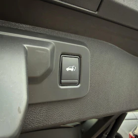 MITSUBISHI ECLIPSE CROSS 16