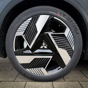Mitsubishi Eclipse Cross Instyle