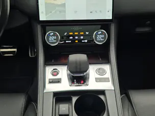 Jaguar F-Pace 3.0 I6 R-Dynamic SE AWD
