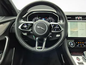 Jaguar F-Pace 3.0 I6 R-Dynamic SE AWD