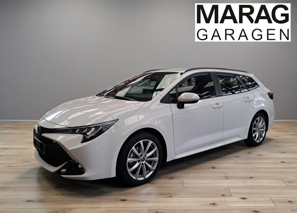 First vehicle image First vehicle image