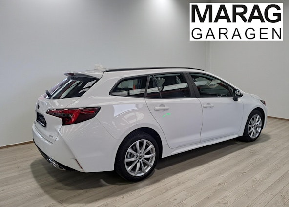 Vehicle image 4 Vehicle image 4