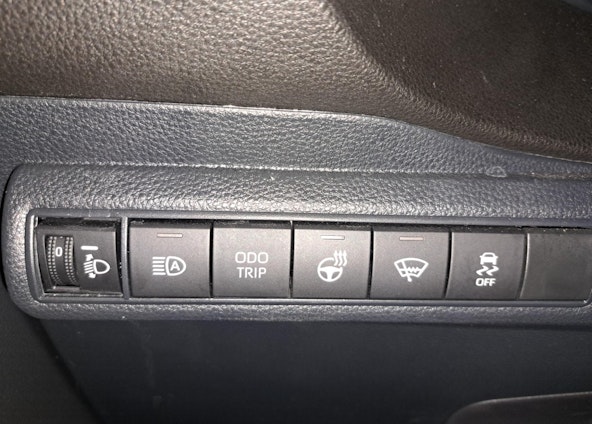 Vehicle image 14 Vehicle image 14