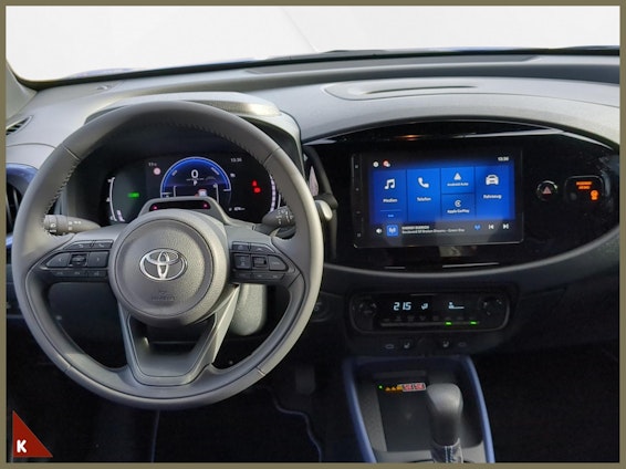 Vehicle image 13 Vehicle image 13