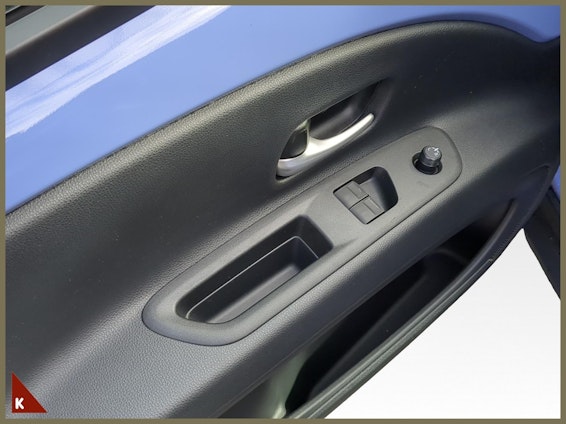 Vehicle image 11 Vehicle image 11