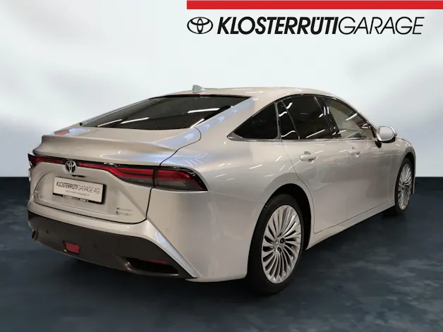 Toyota Mirai Fuel Cell Platinum