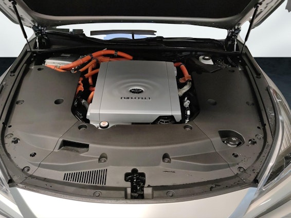 Vehicle image 5 Vehicle image 5