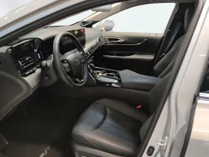 Toyota Mirai Fuel Cell Platinum