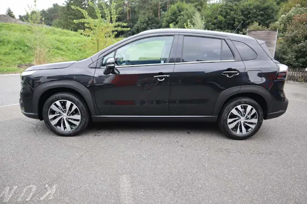 Suzuki S-Cross 1.4 T Compact Top Hybrid 4x4