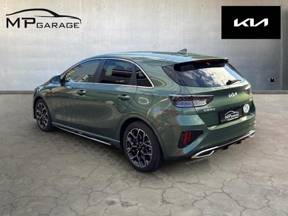 Vehicle image 6 Vehicle image 6