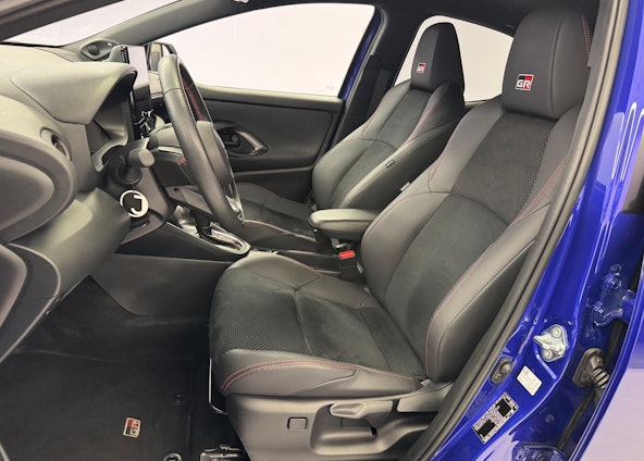 Vehicle image 8 Vehicle image 8