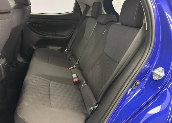 Vehicle image 9 Vehicle image 9