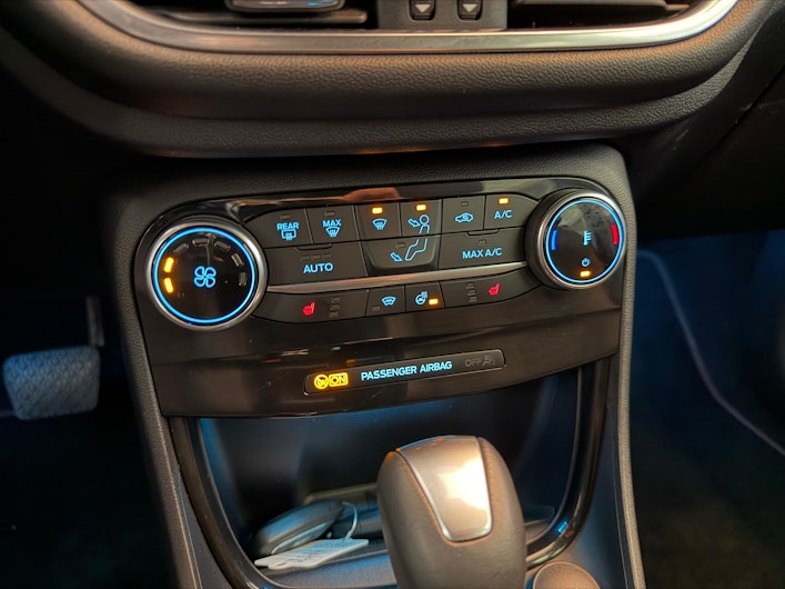 Vehicle image FORD PUMA