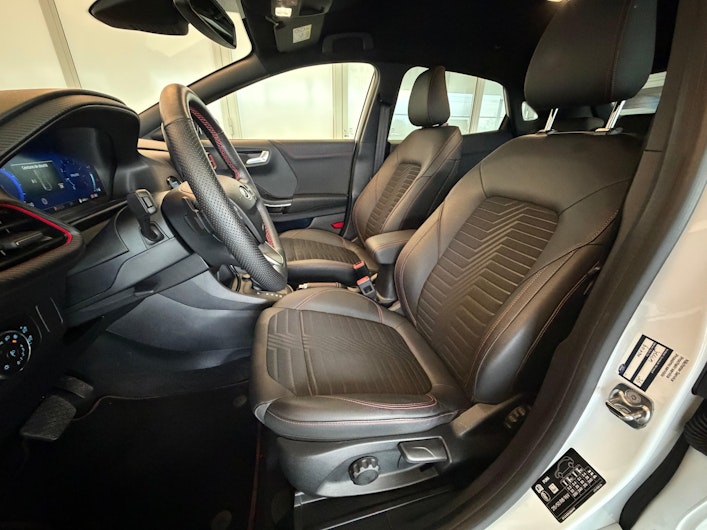 Vehicle image FORD PUMA