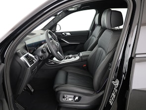 Vehicle image BMW X7 40d xDrive SAG