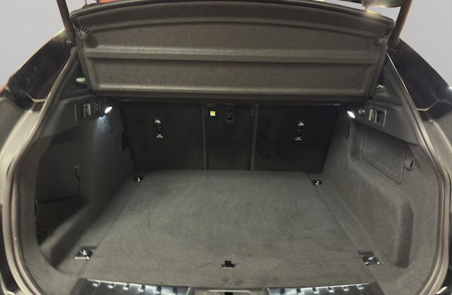 Vehicle image 10 Vehicle image 10