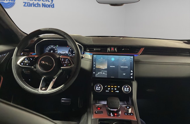 Vehicle image 6 Vehicle image 6