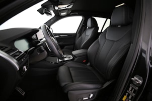Vehicle image BMW X3 30e xDrive SAG