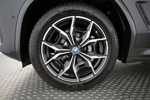 Vehicle image BMW X3 30e xDrive SAG