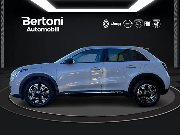 Rover Fiat 600 1.2 Hybrid 145 Cult
