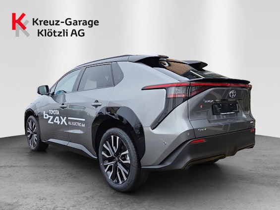 Vehicle image 4 Vehicle image 4