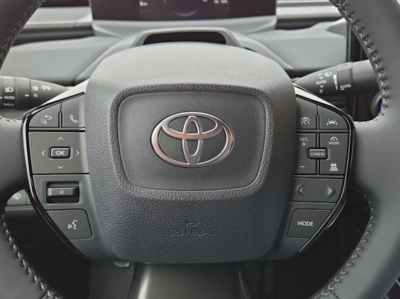 Vehicle image 13 Vehicle image 13