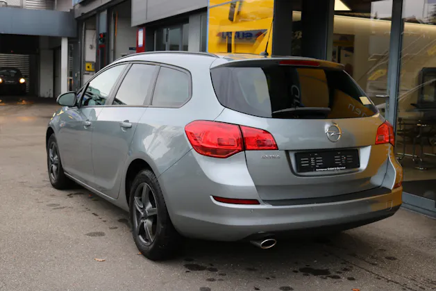 Opel Astra Sports Tourer 1.4 T eTEC Enjoy