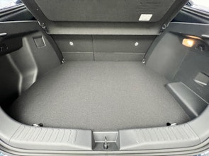 Vehicle image TOYOTA C-HR 2.0 PHEV Swiss Edition