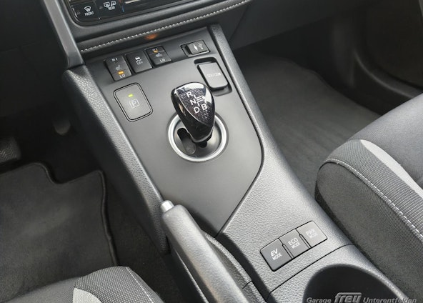 Vehicle image 13 Vehicle image 13