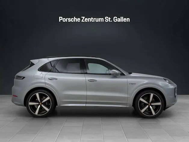 PORSCHE Cayenne E-Hybrid Black Edition