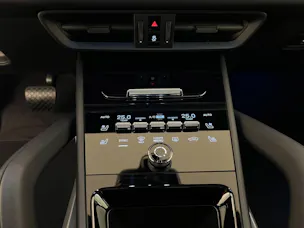Porsche Cayenne E-Hybrid Black Edition