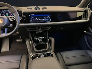 Porsche Cayenne E-Hybrid Black Edition