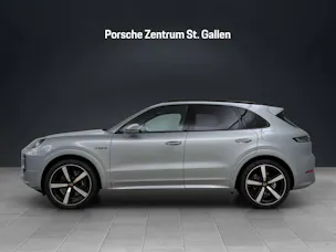 PORSCHE Cayenne E-Hybrid Black Edition
